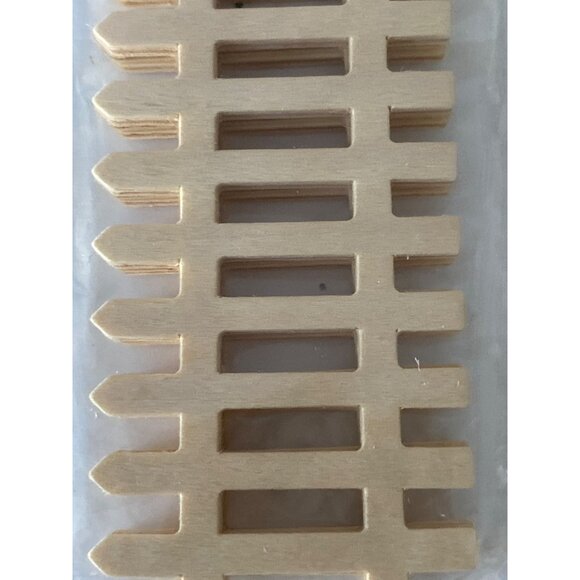 VTG Doll House Miniature Picket Fence Outside Village Decor Accessory Shadow Box - Picture 10 of 13